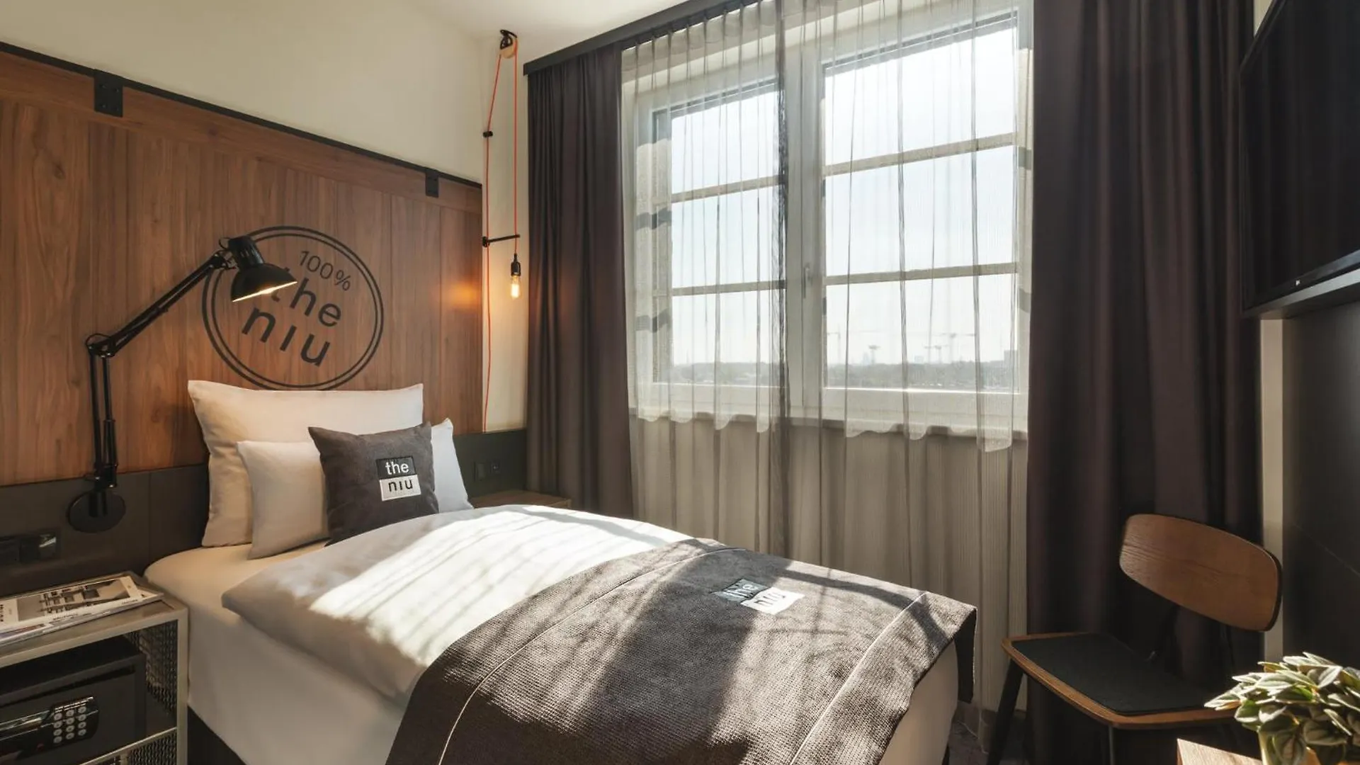 *** Hotel Holiday Inn - The Niu, Bricks Hamburg Eppendorf By Ihg Duitsland