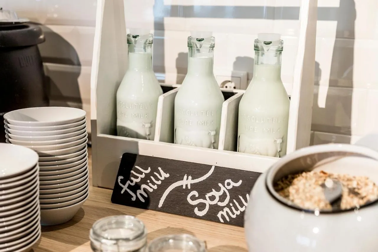 Holiday Inn - The Niu, Bricks Hamburg Eppendorf By Ihg Duitsland